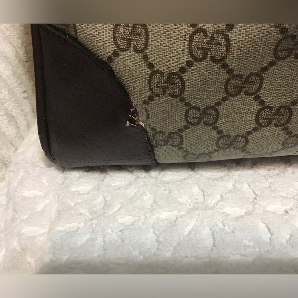Gucci Travel Bags - Picture 16 of 16